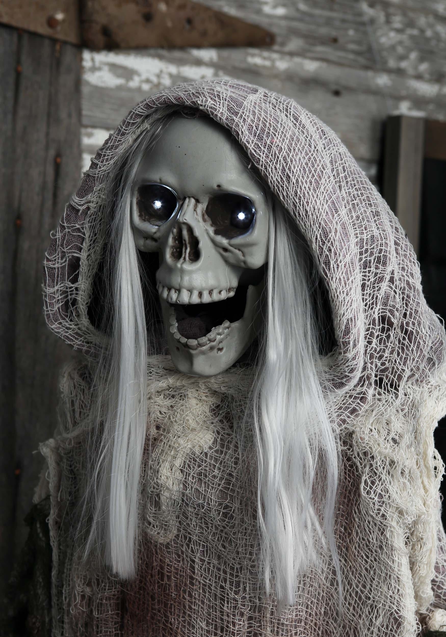 6Ft Standing Ghoul Animatronic Decoration