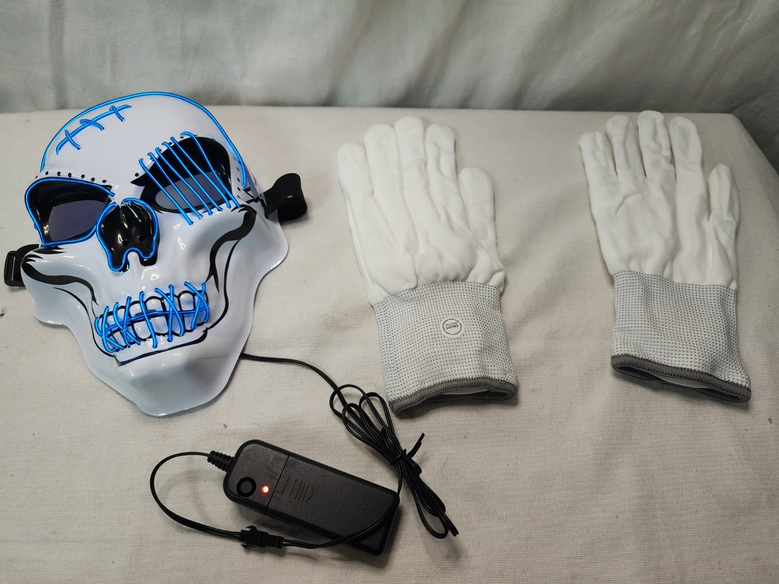 Oceanwings Halloween LED Scary Mask with Gloves Light up Costume, Blue